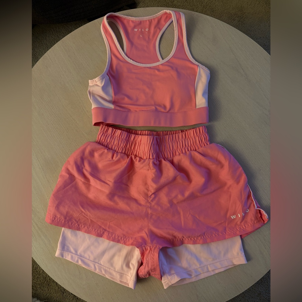 Wilo the label Pink Sports Bra and Shorts Set